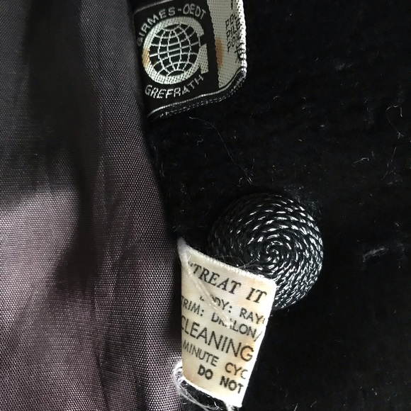 Fabulous Vintage Faux Fur Coat - Picture 10 of 11